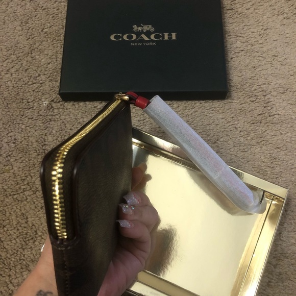 Coach Wallet - Picture 3 of 6